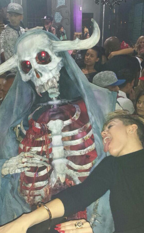 Miley Cyrus, Twitter Miley Cyrus, Twitter